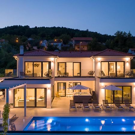 Villa Elegance Sinj Ngoại thất bức ảnh